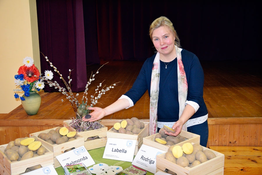 Anda Rūtenberga-Āva, LLU lektore, Saulainē.
Autors: Māris Krūmiņš