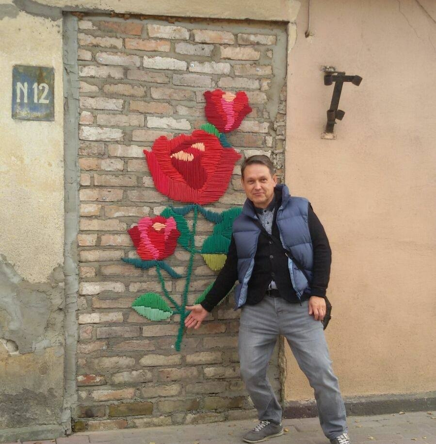 Bauskas novada domēs sēdē apstiprināts jauns juridiskās nodaļas vadītājs. Šos pienākumus veiks Māris Abaroniņš.
Autors: No albuma.