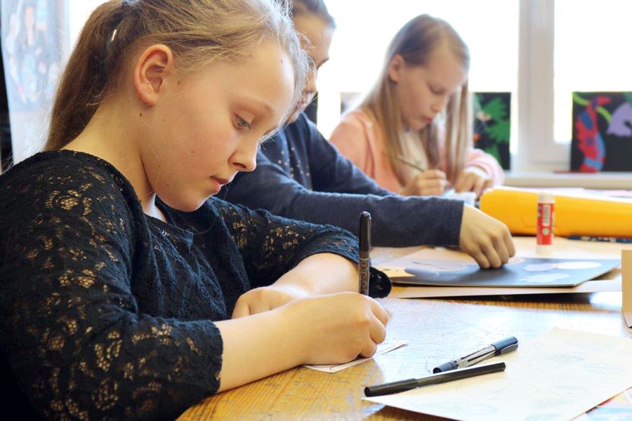 Evelīna Burmistrova, BMMS 4. klases audzēkne, ir piedalījusies daudzos konkursos.
Autors: Ainārs Pastors