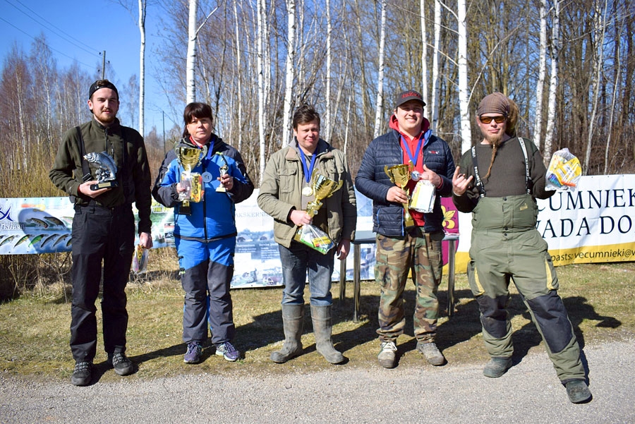 Sacensību laureāti: Ģirts Drozdovs (no kreisās), Inese Skudra, Pēteris Skļepovičs, Ruslans Mišukovskis un Jurģis Vīte.
Autors: Žanna Zālīte