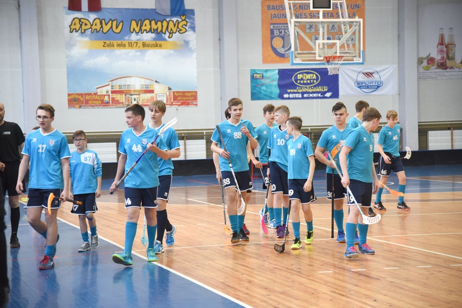 «Bauskas BJSS» U14 komanda pusfinālā tiksies ar «Kuršiem» – šīs vecuma grupas līderiem.
Autors: Uldis Varnevičs