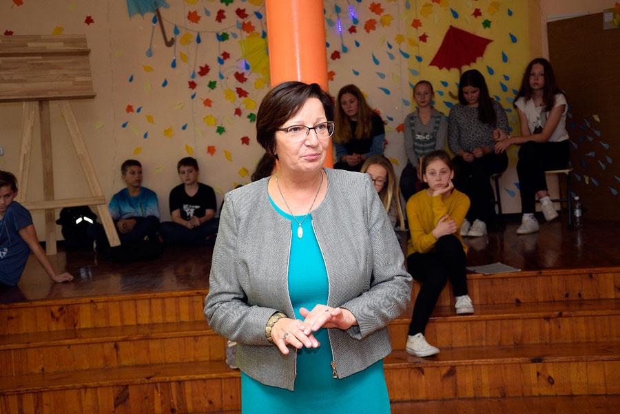 Vaira Dundure strādā Īslīces pamatskolā, viņa atzīst, ka audiogrāmatu veidošana ir gana sarežģīts un laikietilpīgs pasākums.