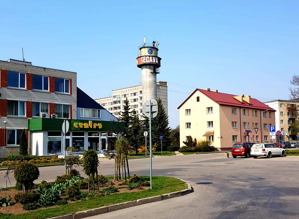 Autors: www.bauskasdzive.lv