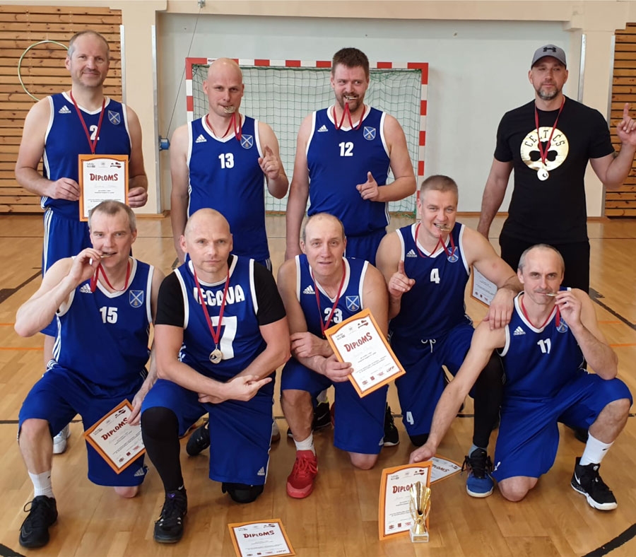 Iecavas novada 45+ basketbola komanda izcīnīja zelta medaļas.
Autors: no iecava.lv