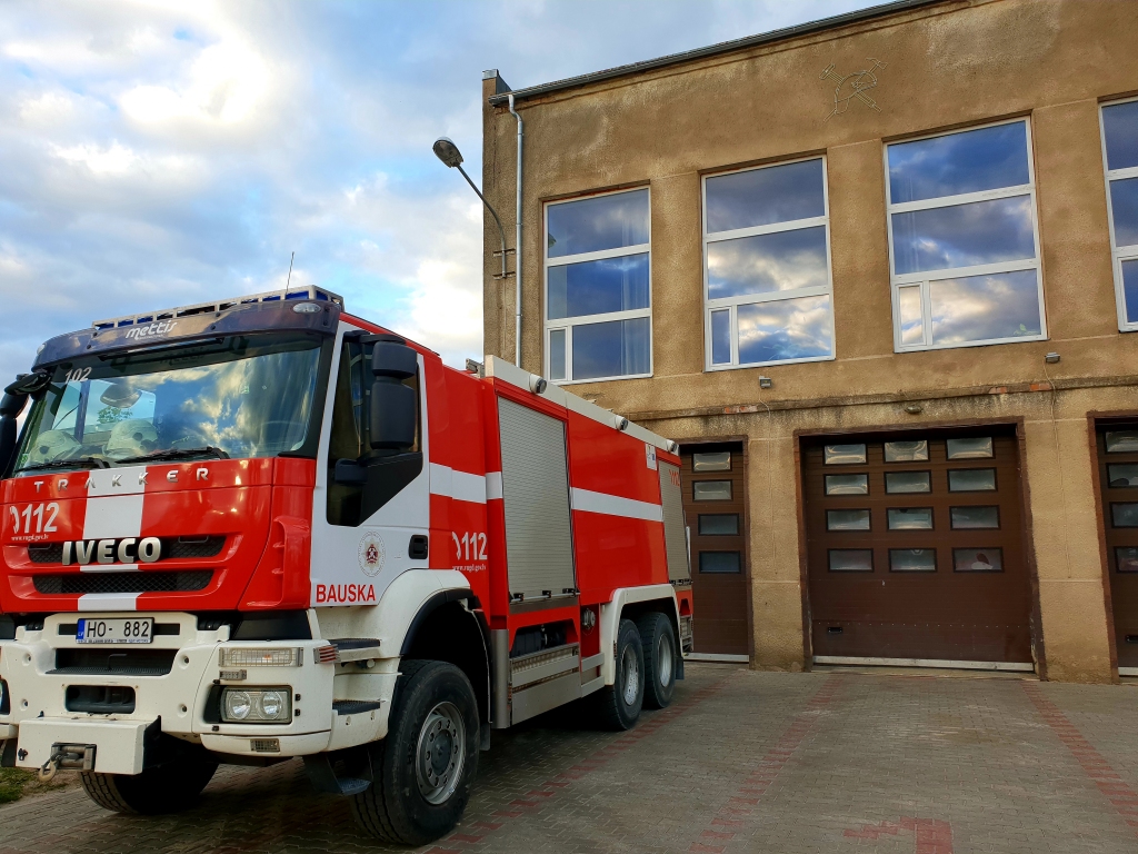 Autors: www.bauskasdzive.lv