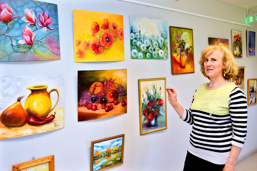 Iecavniece Dzintra Pastare atzīst, ka vairāk laika gleznošanai atliek tikai ziemā.
Autors: Ivars Bogdanovs