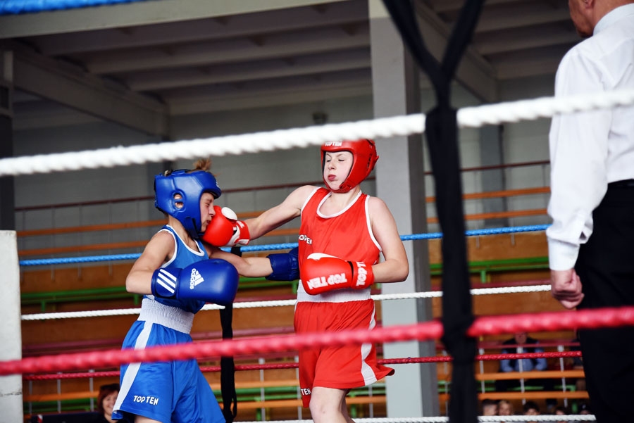 Kārlis Jansons (no labās) savu pretinieku uzvarēja pēc punktiem.
Autors: Uldis Varnevičs