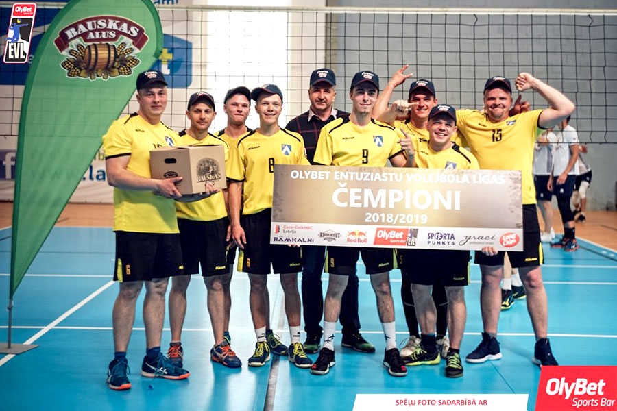 «Mežotne 2» komanda izcīnīja uzvaru EVL 4. līgā.
Autors: no evl.lv