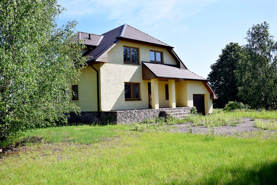 Namā Zaļajā ielā 33 Bauskā plānots sniegt ģimenei pietuvinātus pakalpojumus. Šī projekta iepirkums jau par aptuveni 50 tūkstošiem eiro pārsniedza plānoto summu.
Autors: Ivars Bogdanovs