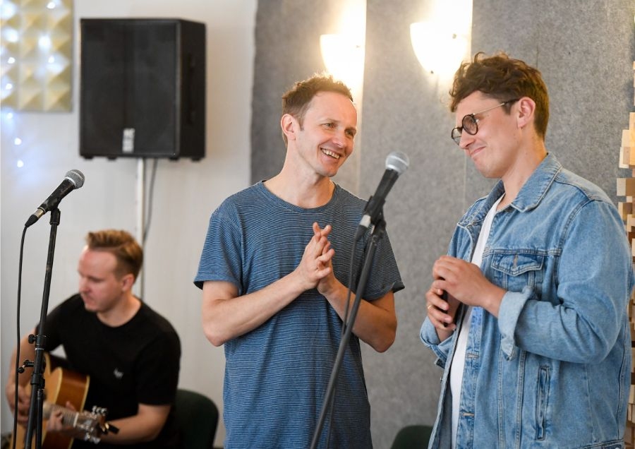 Mūziķi koncerta mēģinājumā Bruknas muižā.
Autors: Ilmārs Znotiņš