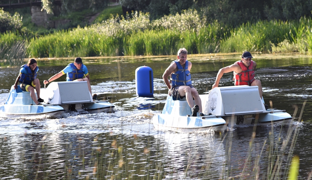 «Mēmele pa Mēmeli» izrāvusies vadībā.
Autors: Uldis Varnevičs