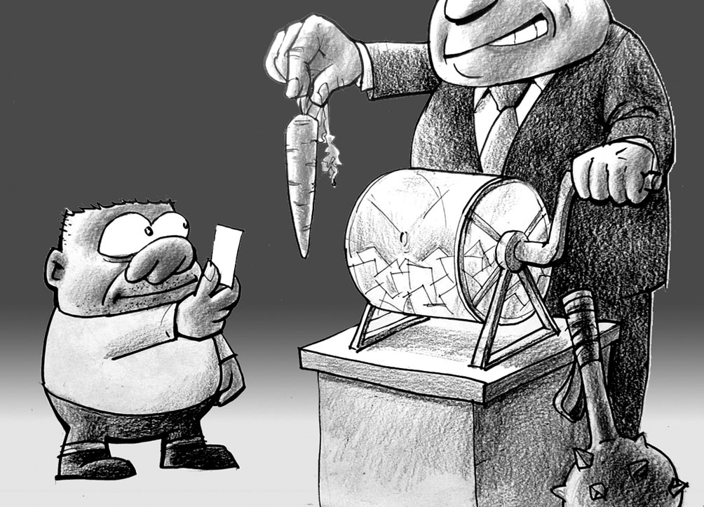 VIENVIRZIENA LOTERIJA. FAKTS: Latvijas iedzīvotāji dedzīgi iesaistījušies čeku loterijā, cerot uz divu roku pirkstiem saskaitāmajām  naudas balvām. Valsts ieņēmumu dienests (VID) izmanto pircēju un pakalpojumu guvēju azartu, cerot dienas gaismā izvilkt nodokļu nemaksātājus un ne tikai atgūt pusmiljonu eiro gadā, ko izlietos izložu rīkošanai, bet arī papildu peļņu budžetā.
Miķelis ar internetu/ Salīdzina intelektu –/  Kā tās ailes jāaizpilda,/ Cerības kad sirdi silda./ Veikalā aiz tērcītes/ Iepirksies par piecīti,/ Reģistrējot paviršs būsi,/ Sev par apsmieklu tu kļūsi,/ Izrādīsies, čeks nav īsts,/ Programma to nepazīst./ Uzņēmējs ar greizu aci/ Bažīgs vēro šito traci,/ Kases aparāts tam sparīgs,/ Kāpēc VIDs ir atkal tramīgs?/ Čeku loterija strādā/ Visu goda ļaužu vārdā,/ Tikai «taukšķi» laimēt ļauts/ Tā kā aklai vistai grauds.
Autors: Zīmējums – Vilnis Bulavs, rīmes – Daina Ziemele