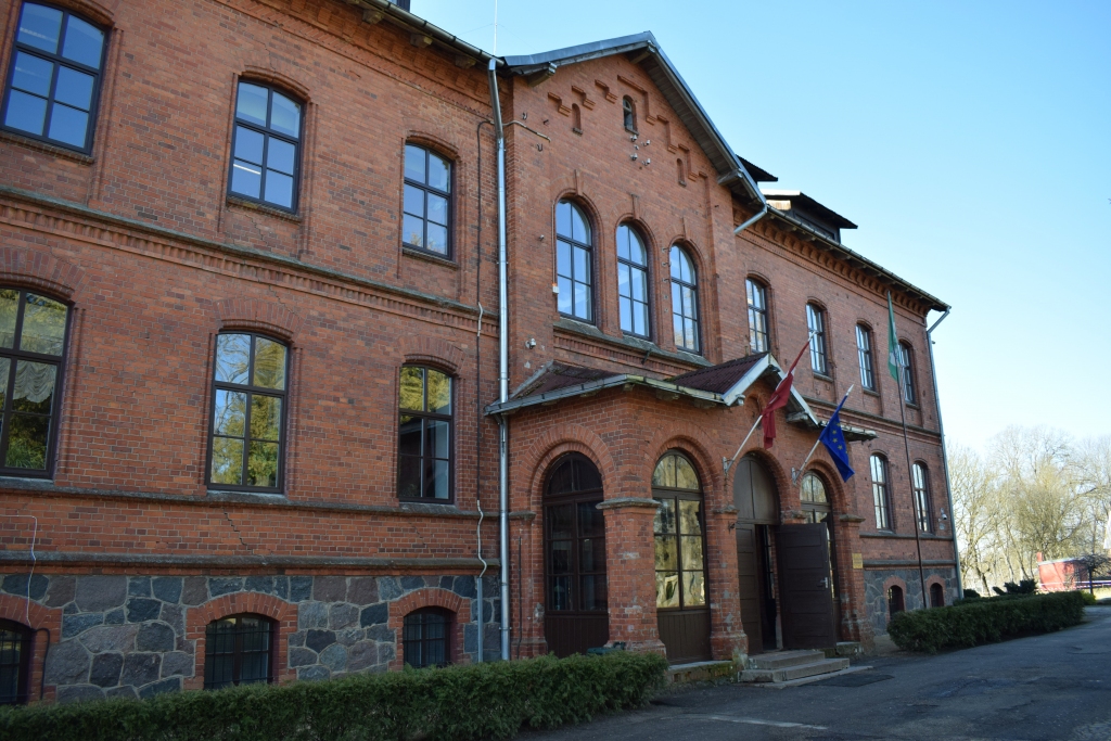 Skaistkalnes vidusskolā Izglītības kvalitātes valsts dienests šomēnes veicis pārbaudi.
Autors: ŽANNA ZĀLĪTE