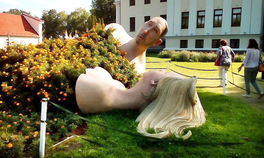 Pakrojas muižas «Ziedu festivāla» kompozīcijas pārsteidza baušķeniekus.
Autors: Uldis Varnevičs