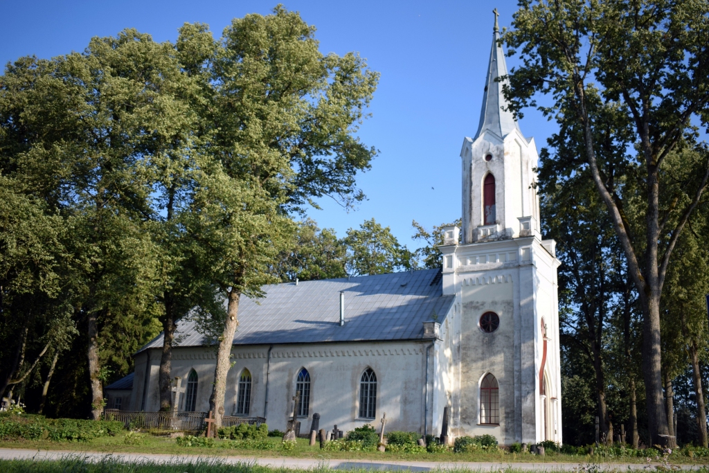 Bārbeles evaņģēliski luteriskā baznīca celta 1789. gadā un pārbūvēta 1822. gadā. Dievnams ir valsts nozīmes mākslas piemineklis.
Autors: Žanna Zālīte