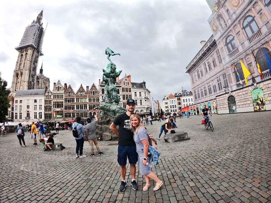 Gunita un Pēteris Trupi Antverpenē Beļģijā.
Autors: no personiskā albuma