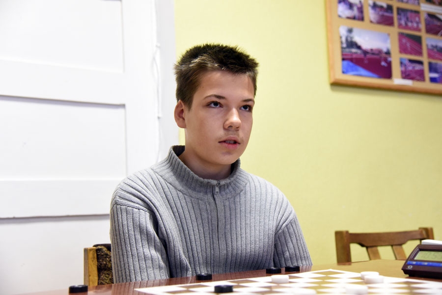 Reinis Štāls pasaules čempionātā izcīnīja trešo vietu ātrspēles turnīrā.
Autors: no «Bauskas Dzīves» arhīva