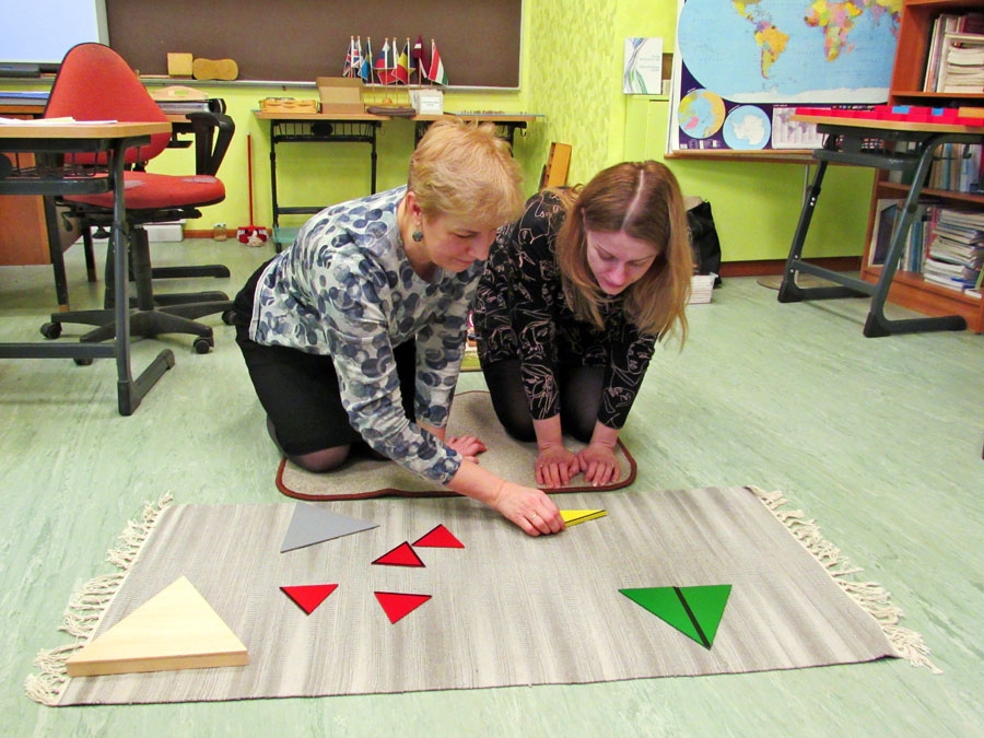 Nodarbībā Stelpes pamatskolā neizpaliek arī praktiska iesaistīšanās kursa apguvē.
Autors: Dagmāra Venclova