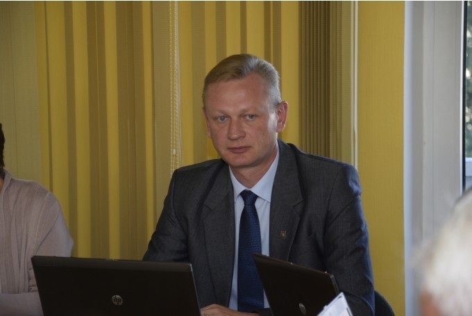 Uz MK sēdi bija pieteicies un viedokli pauda arī Iecavas novada domes priekšsēdētājs Aivars Mačeks.
Autors: no 