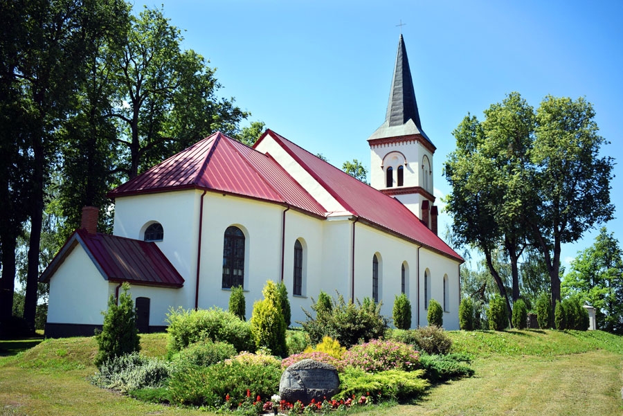 Valles baznīca celta 18. gadsimta 80. gados, un tā ir vecākais luterāņu dievnams Vecumnieku novadā.
Autors: Žanna Zālīte