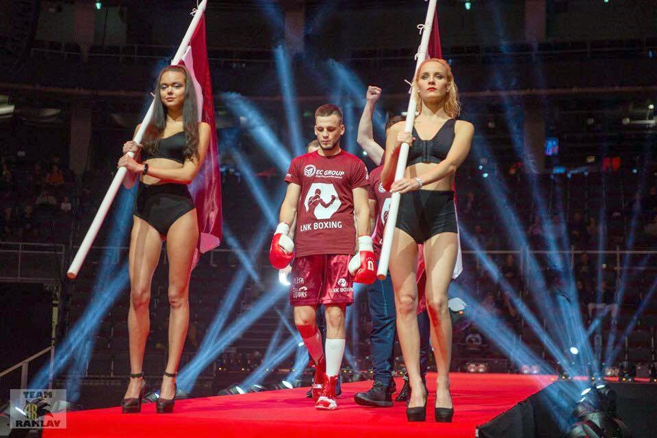 Emīls Špīss, neskatoties uz cīņas pieteikuma pompozitāti, saglabāja vēsu prātu.
Autors: Edgars Cipāns