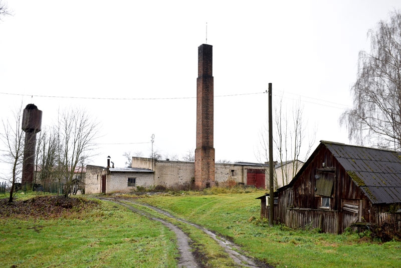 Katlumājā esošās iekārtas ir vecas un neefektīvas, iepriekš apkures nodrošināšana prasījusi ievērojamas izmaksas.
Autors: Žanna Zālīte
