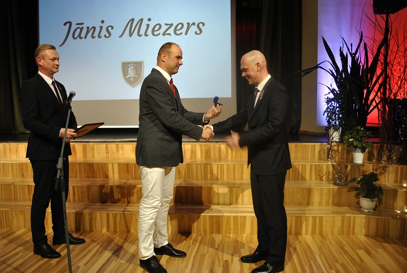 Autors: Māris Krūmiņš