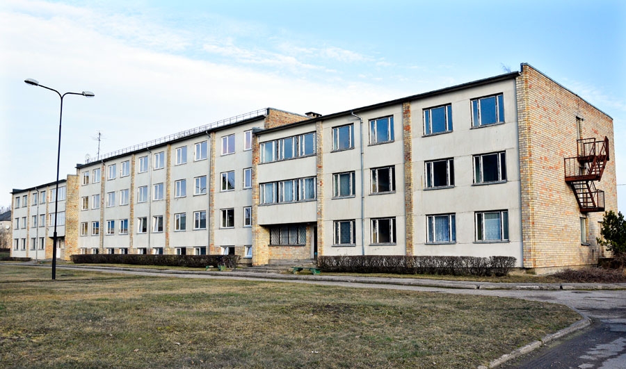 Uz šo ēku Mežotnē pēc gada varētu pārcelties pirmie pansionāta «Derpele» iemītnieki.
Autors: no «Bauskas Dzīves» arhīva