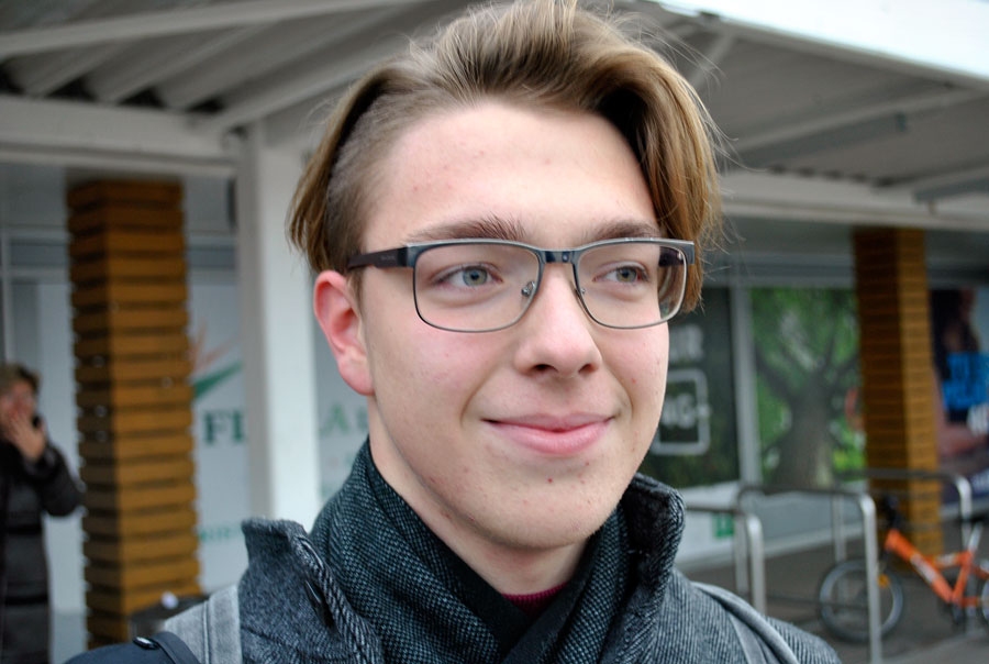 AIVIS ALEKSEJEVS.
Autors: Māris Krūmiņš