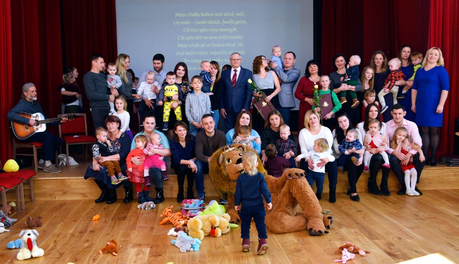 Jauno novadnieku svētku dalībnieku kopfoto.
Autors: Ivars Bogdanovs