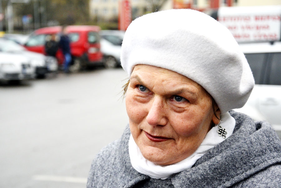 PĀRSLA BLAUDUMA.
Autors: Ivars Bogdanovs