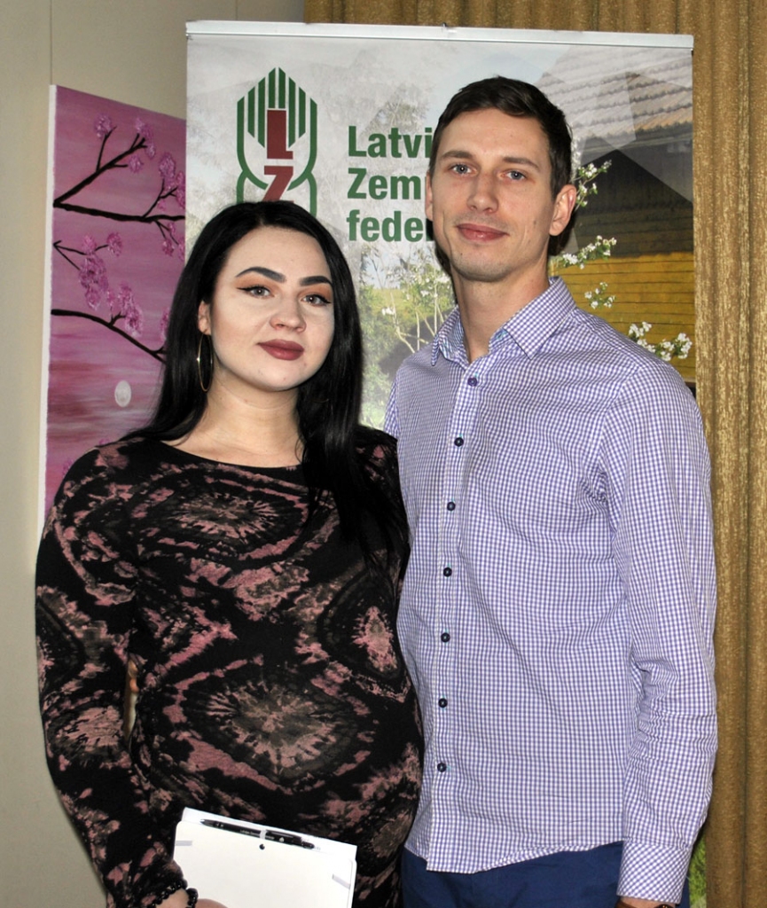 Stelpes pagasta jaunie lauksaimnieki Jānis un Gerda Sleži.
Autors: Ruta Keiša