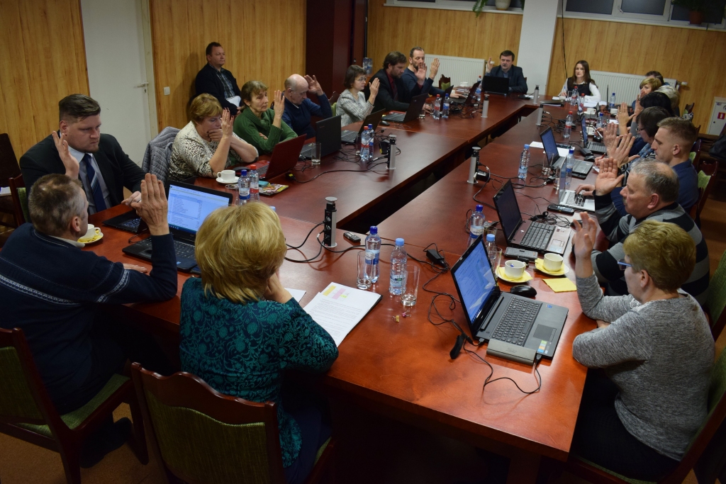 Deputāti Vecumnieku novada domes budžetu 2020. gadam apstiprināja vienbalsīgi.
Autors: Žanna Zālīte