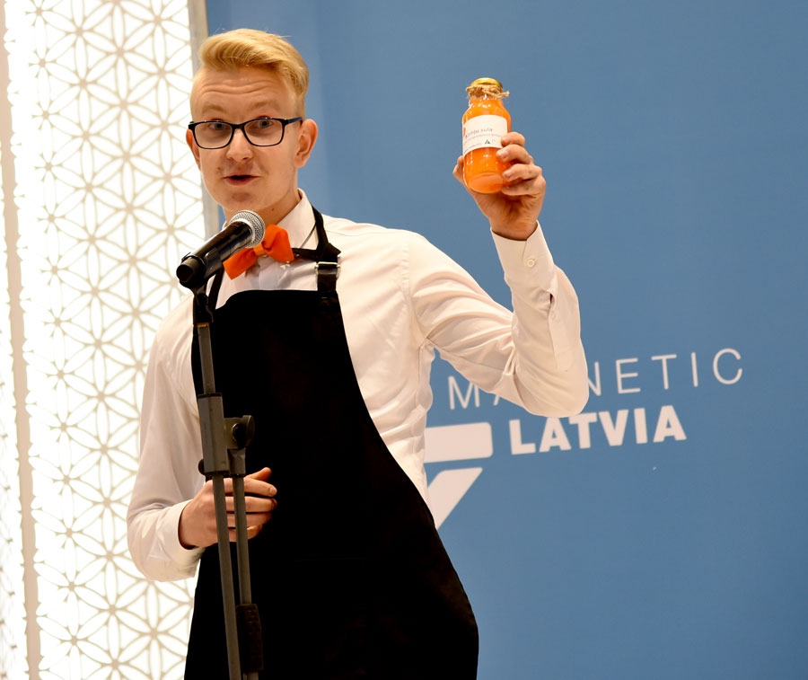 Emīls Upenieks iepazīstina ar ķirbju nozīmīgumu uzturā.
Autors: no «Bauskas Dzīves» arhīva