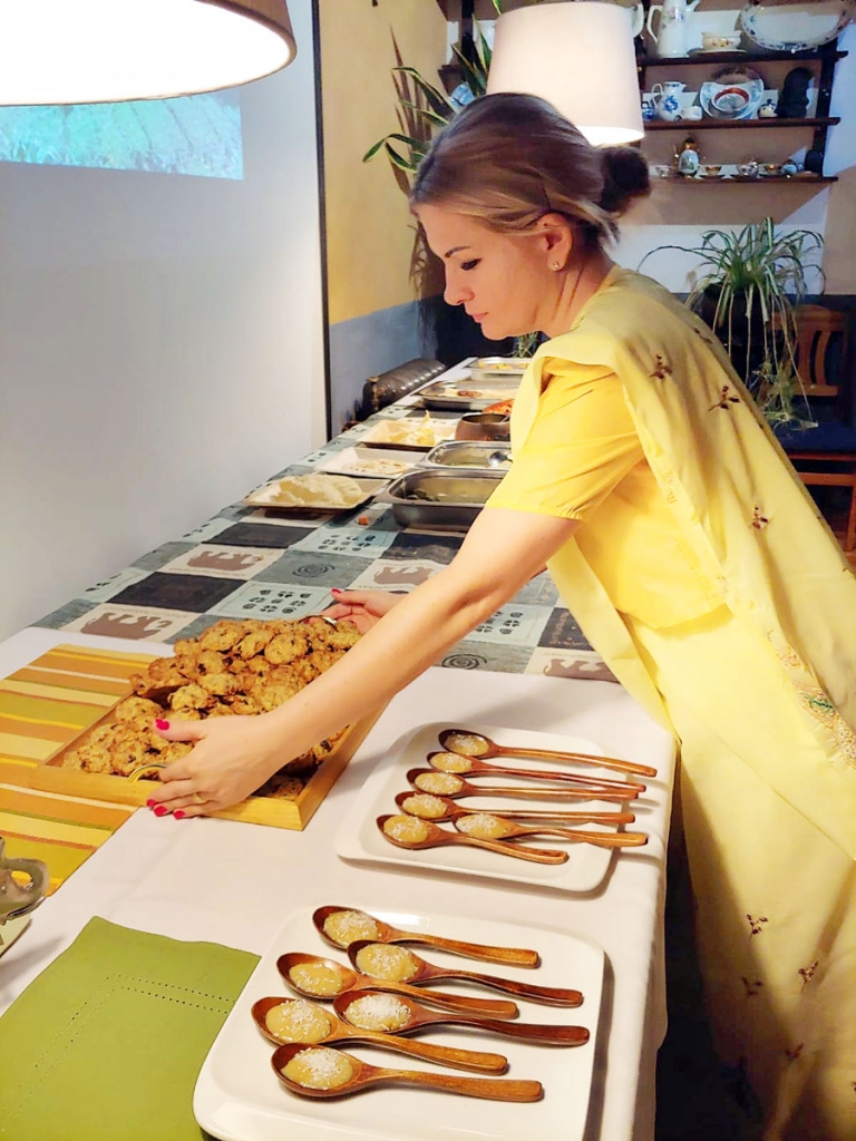 Skaidrīte Jonase indiešu tradicionālajā tērpā.
Autors: Māris Ikerts