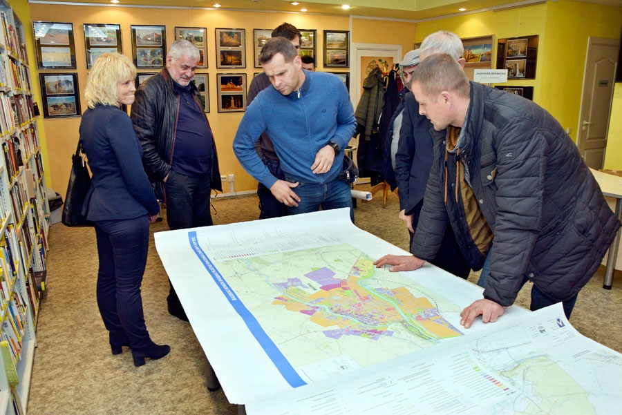 Jauncodē iedzīvotāji sapulcē 2019. gada novembrī protestēja pret ciema pievienošanu Bauskai.
Autors: no «Bauskas Dzīves» arhīva