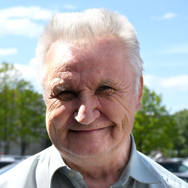 MODRIS APŠENIEKS,
pensionārs
Autors: no Ivars Bogdanovs