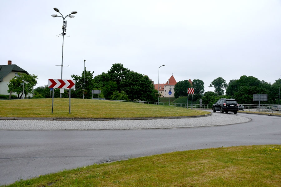 Saulē izdegušie zālieni aplī pie Mūsas.
Autors: Ivars Bogdanovs