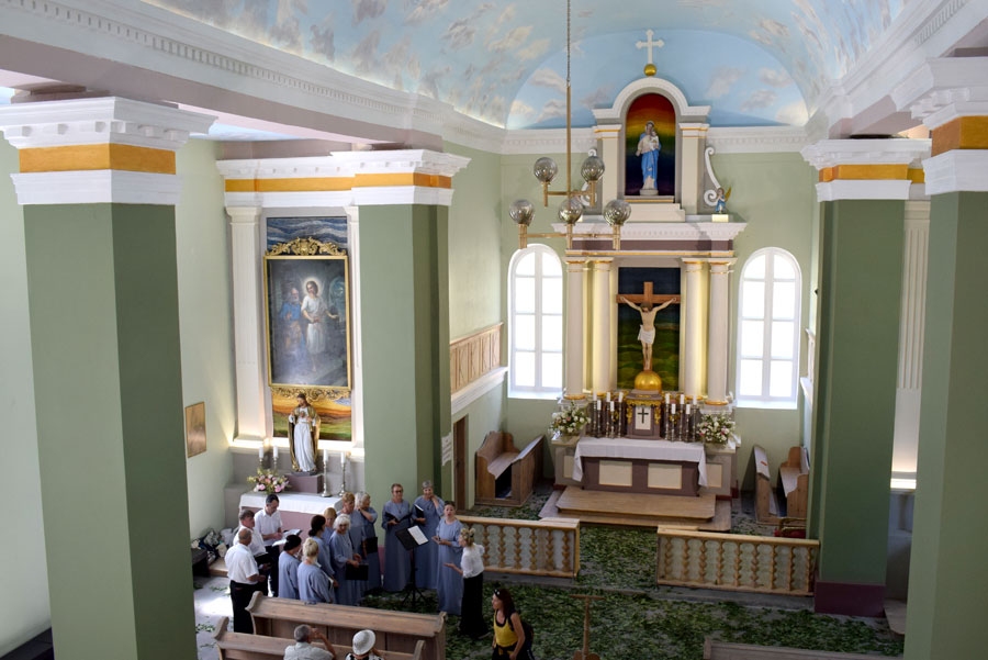 Kurmenes baznīca, sagaidot 150. gadskārtu, svētkiem godam saposta.