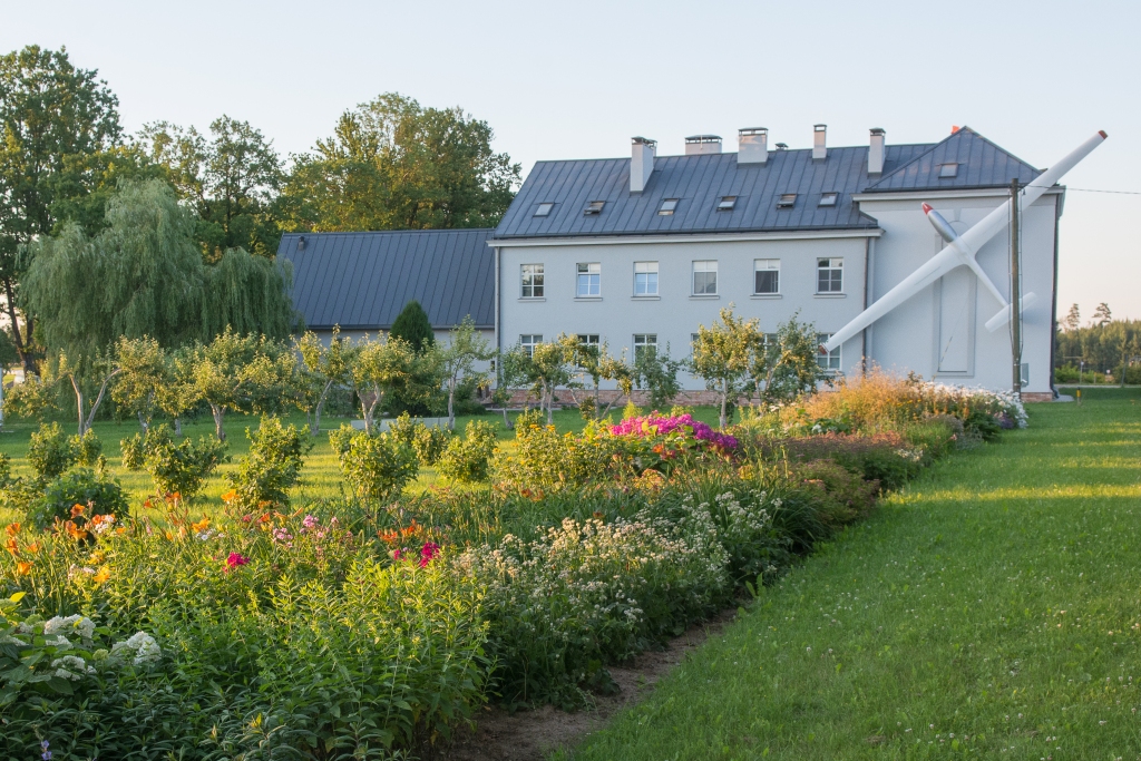 Autors: Jānis Albāts