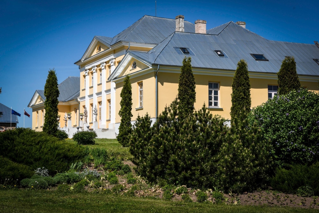 Bruknas muiža, kur darbojas Kalna svētību kopiena.
Autors: Ilmārs Znotiņš, no 