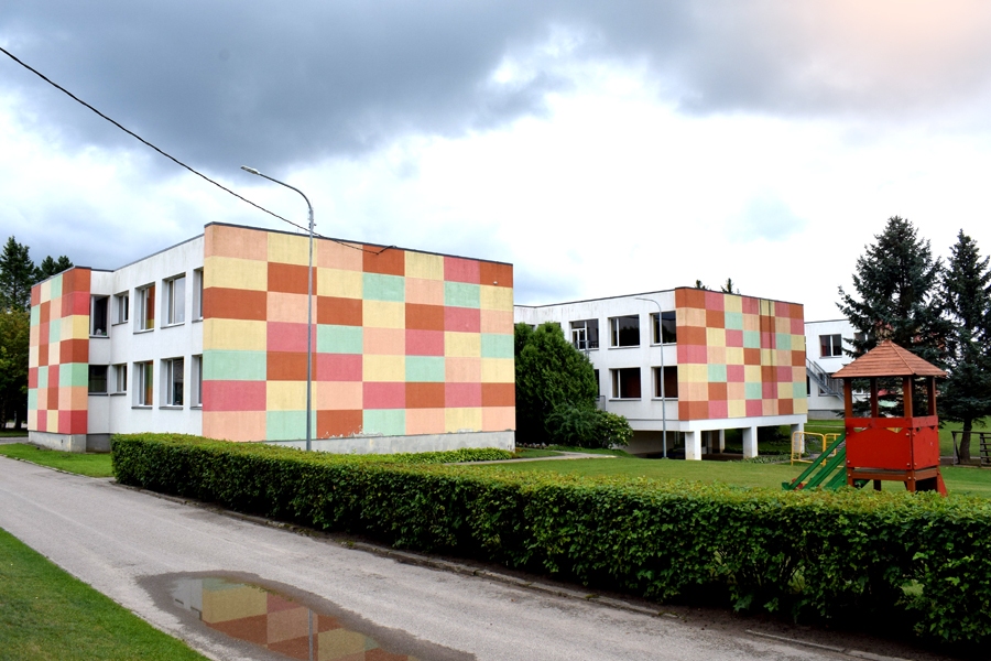 Vecumnieku vidusskolas pirmsskolas un sākumskolas ēka Kalna ielā 13a.
Autors: Žanna Zālīte