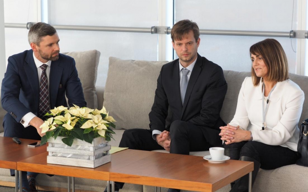 Juris Gaiķis (vidū) vēl Valsts ieņēmumu dienesta Nodokļu pārvaldes direktora amatā.
Autors: vid.gov.lv