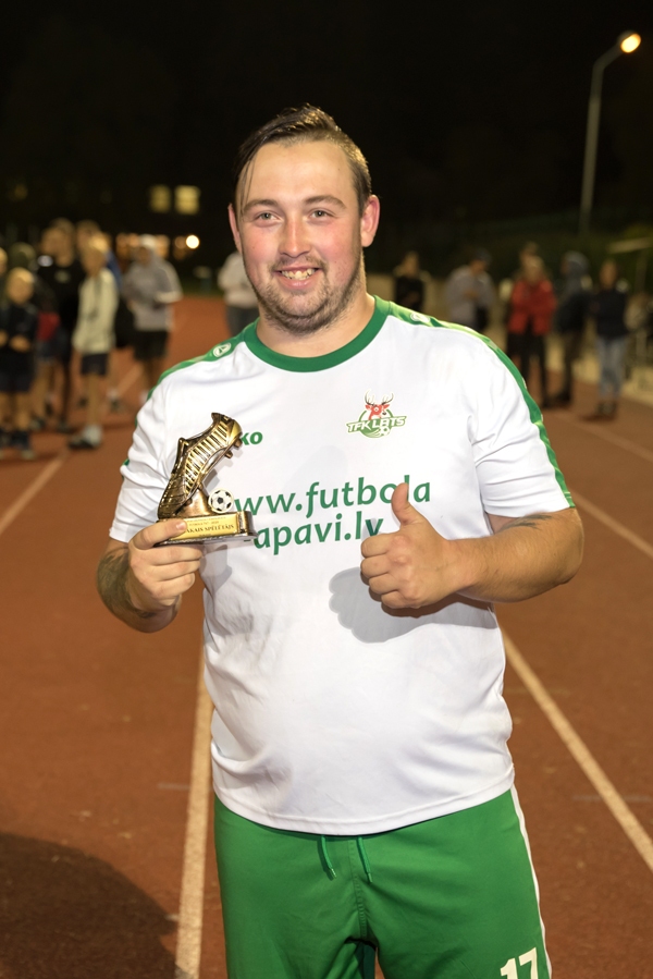 Edgars Ratkevičs – TFK «Lats» vērtīgākais spēlētājs.
Autors: no FK «Iecava» albuma.