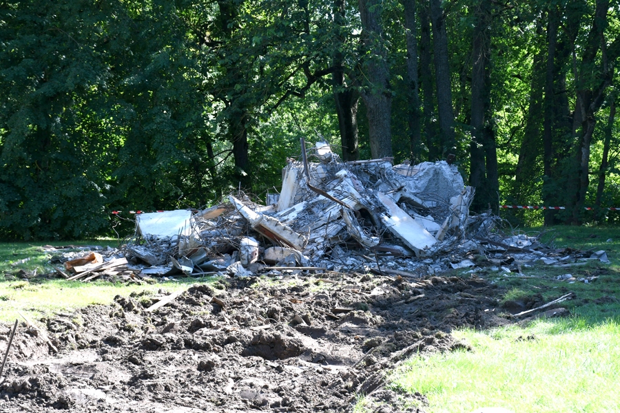 Lai uzlabotu Svitenes muižas pils teritorijas pievilcību, jūlijā demontēts ūdenstornis, atbrīvojot pils pagalmu no padomju laika būves.
Autors: Ivars Bogdanovs