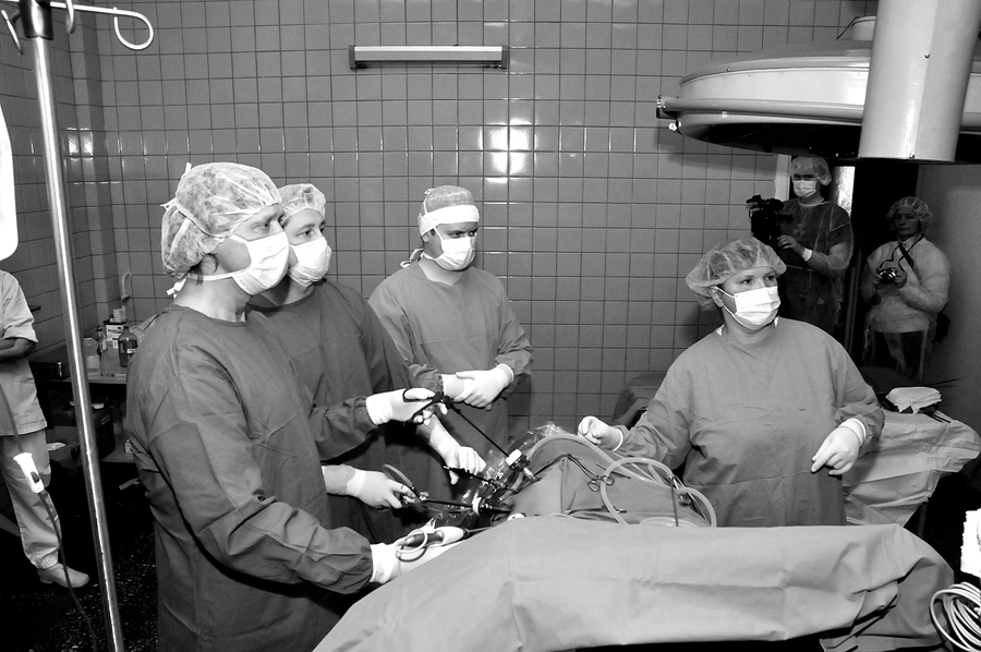 Lai neparedzētu situāciju gadījumā nebūtu jāraizējas par ārstēšanās izdevumu apjomu, labāk veltīt piecas minūtes laika, lai nokārtotu formalitātes un saņemtu Eiropas veselības apdrošināšanas karti.
Autors: Dainis Ģelzis