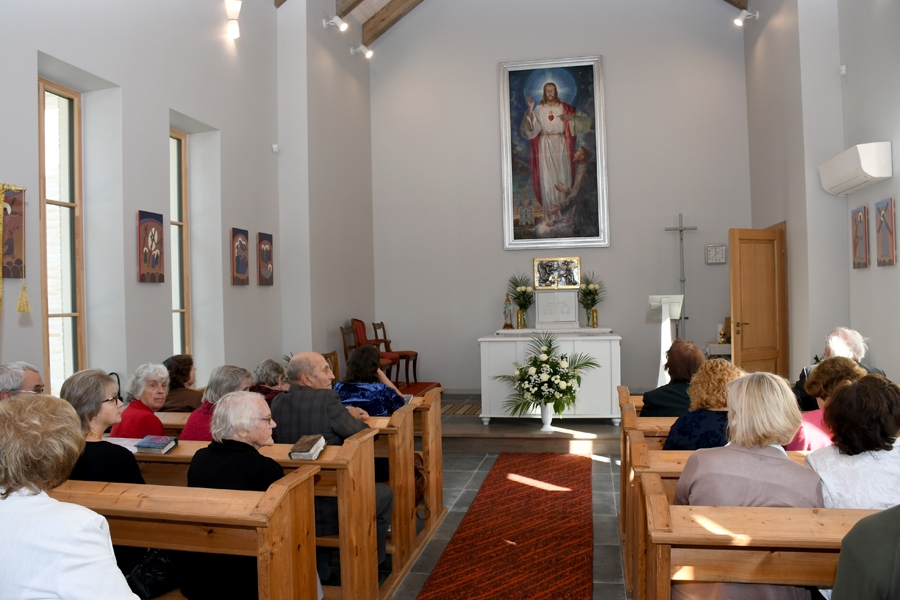 Brīdis pirms dievnama iesvētīšanas mises.
Autors: Ivars Bogdanovs