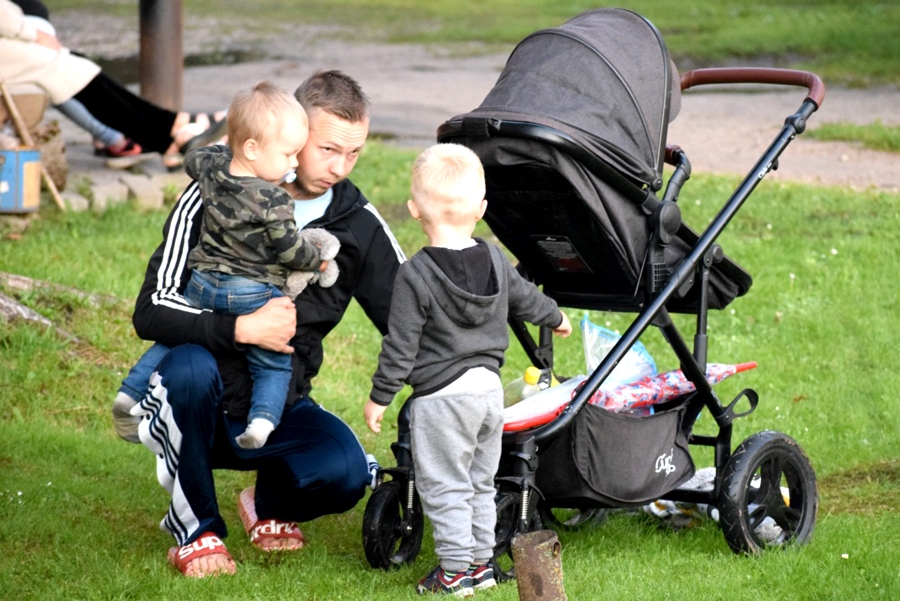 Latvijā 2020. gada sākumā bija 508,7 tūkstoši ģimeņu. Šim attēlam tikai ilustratīva nozīme.
Autors: Žanna Zālīte