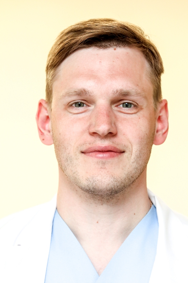 Ivars Zvīgulis. Vidzemes slimnīcas traumatologs ortopēds.