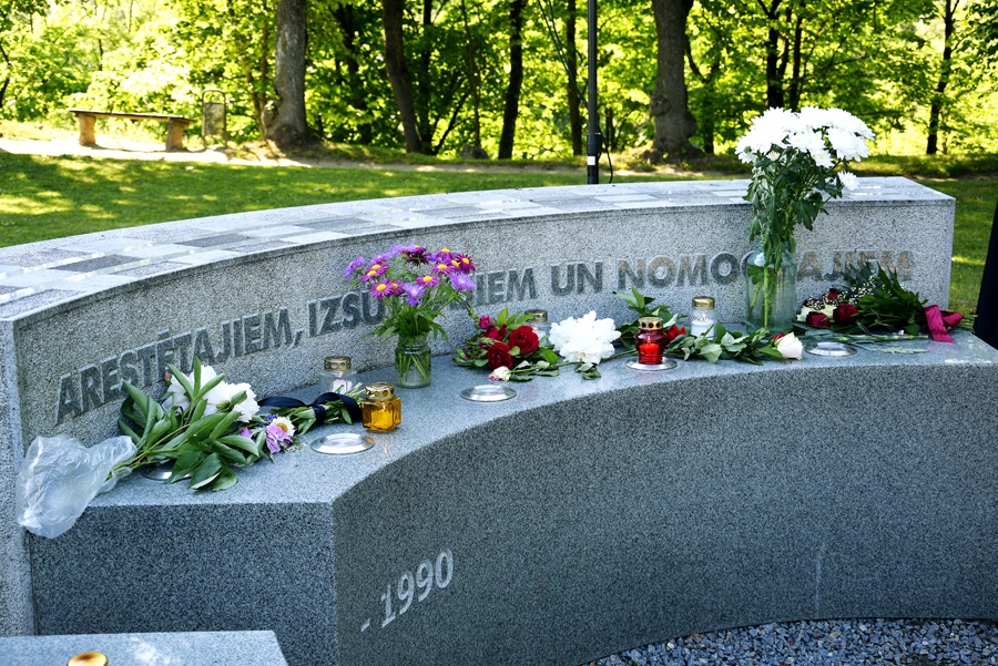Piemiņas vieta politiski represētajiem Bauskā ir arī atgādinājumam, ka neatkarīga un demokrātiska Latvija ir jāsargā arī šodien.
Autors: no «Bauskas Dzīves» arhīva.